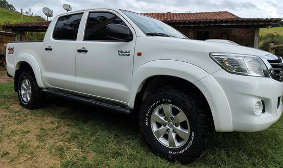 TOYOTA HILUX 3.0 STD 4X4 CD 16V TURBO INTERCOOLER DIESEL 4P MANUAL TOYOTA HILUX 3.0 STD 4X4 CD 16V TURBO INTERCOOLER DIESEL 4P MANUAL